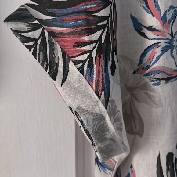 Charlie Paige Linen Dress - Picture 3 of 5